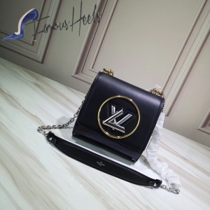 Louis Vuitton Pochette Twist M90366 19.5x19x9 cm 